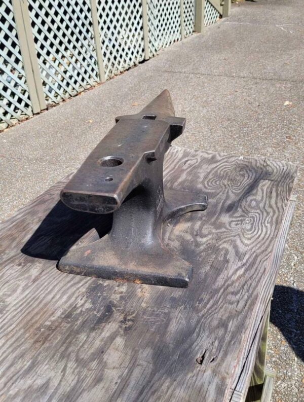 Fairly used NC tool Big Face Anvil with slot - Image 3