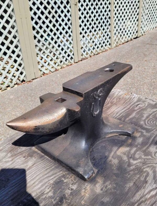 Fairly used NC tool Big Face Anvil with slot - Image 4